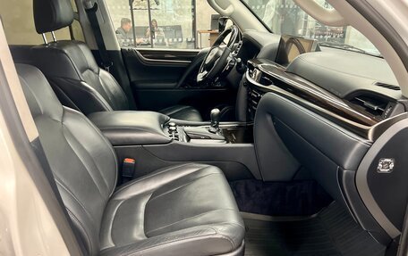 Lexus LX III, 2018 год, 6 990 000 рублей, 7 фотография