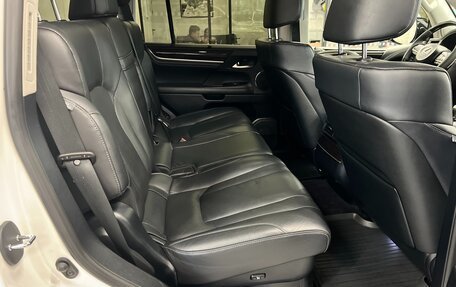 Lexus LX III, 2018 год, 6 990 000 рублей, 8 фотография