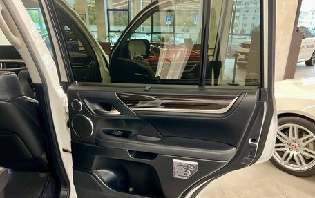 Lexus LX III, 2018 год, 6 990 000 рублей, 9 фотография