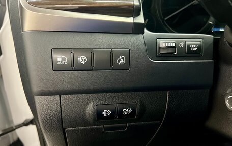 Lexus LX III, 2018 год, 6 990 000 рублей, 16 фотография