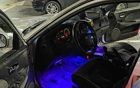 Hyundai Sonata IV рестайлинг, 2003 год, 420 000 рублей, 9 фотография