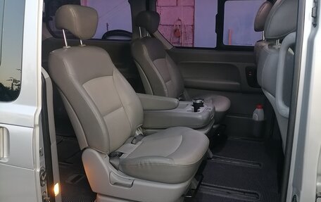 Hyundai Grand Starex Grand Starex I рестайлинг 2, 2008 год, 1 349 000 рублей, 10 фотография