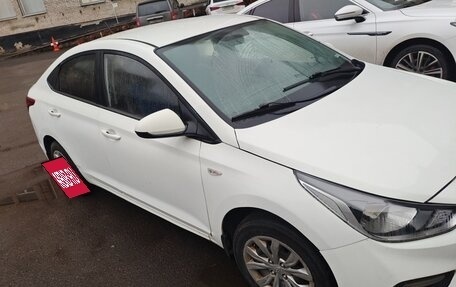 Hyundai Solaris II рестайлинг, 2017 год, 450 000 рублей, 11 фотография