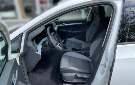 Volkswagen Golf VIII, 2025 год, 3 700 000 рублей, 15 фотография