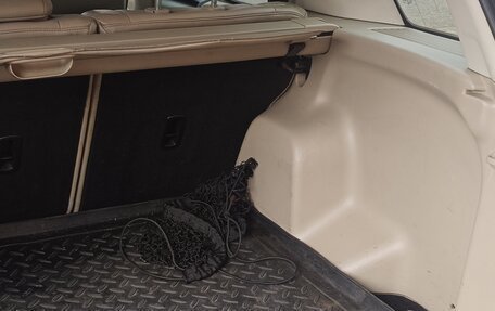 Land Rover Freelander II рестайлинг 2, 2008 год, 800 000 рублей, 26 фотография