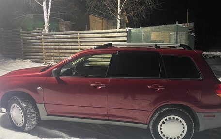 Mitsubishi Outlander III рестайлинг 3, 2003 год, 535 500 рублей, 26 фотография