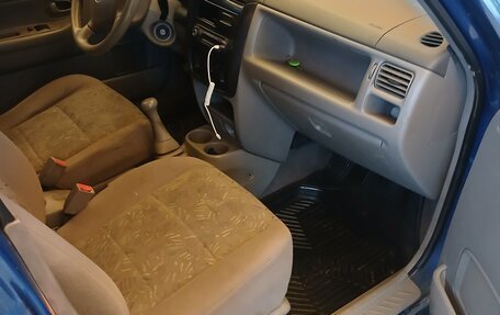 Mazda Demio III (DE), 2002 год, 150 000 рублей, 13 фотография