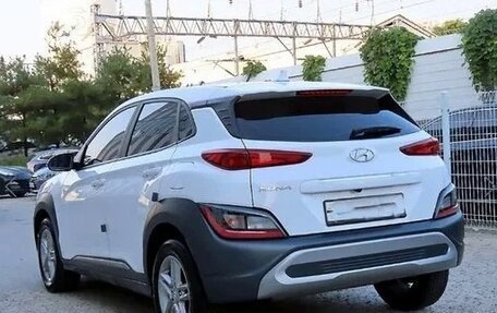 Hyundai Kona I, 2022 год, 1 530 000 рублей, 2 фотография