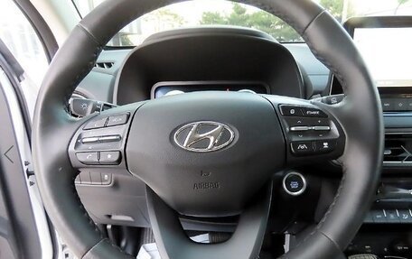 Hyundai Kona I, 2022 год, 1 530 000 рублей, 8 фотография