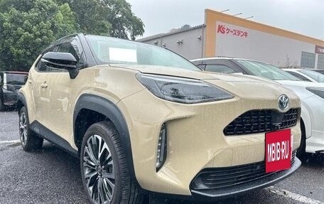 Toyota Yaris Cross, 2022 год, 1 739 000 рублей, 2 фотография