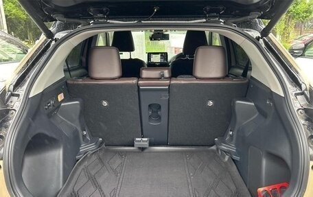 Toyota Yaris Cross, 2022 год, 1 739 000 рублей, 7 фотография