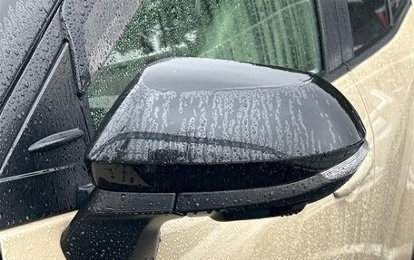 Toyota Yaris Cross, 2022 год, 1 739 000 рублей, 17 фотография