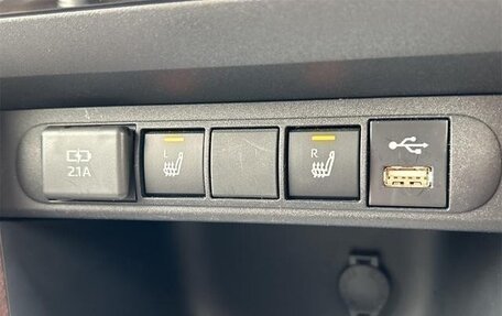 Toyota Yaris Cross, 2022 год, 1 739 000 рублей, 22 фотография