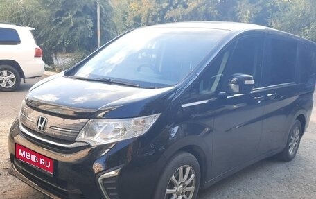 Honda Stepwgn IV, 2016 год, 2 550 000 рублей, 1 фотография