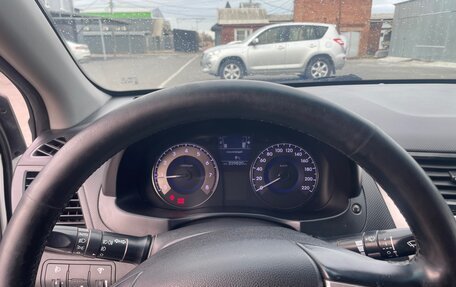 Hyundai Solaris II рестайлинг, 2013 год, 700 000 рублей, 3 фотография