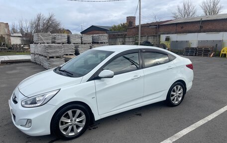 Hyundai Solaris II рестайлинг, 2013 год, 700 000 рублей, 11 фотография