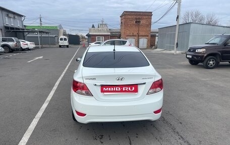 Hyundai Solaris II рестайлинг, 2013 год, 700 000 рублей, 12 фотография