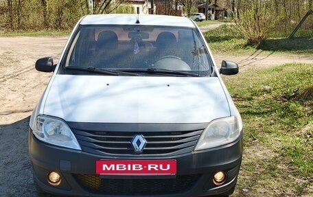 Renault Logan I, 2011 год, 350 000 рублей, 2 фотография