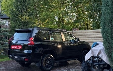 Toyota Land Cruiser Prado 150 рестайлинг 2, 2013 год, 2 790 000 рублей, 5 фотография