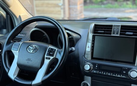 Toyota Land Cruiser Prado 150 рестайлинг 2, 2013 год, 2 790 000 рублей, 12 фотография