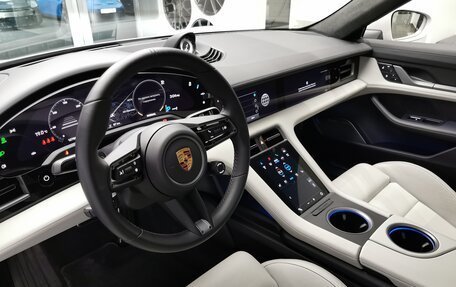 Porsche Taycan I, 2021 год, 11 100 000 рублей, 19 фотография