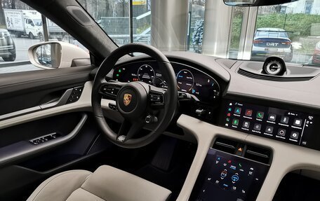 Porsche Taycan I, 2021 год, 11 100 000 рублей, 35 фотография