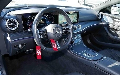 Mercedes-Benz CLS, 2023 год, 9 800 000 рублей, 10 фотография