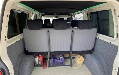 Volkswagen Transporter T5 рестайлинг, 2005 год, 1 000 000 рублей, 6 фотография