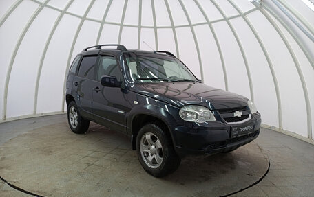 Chevrolet Niva I рестайлинг, 2011 год, 560 000 рублей, 3 фотография
