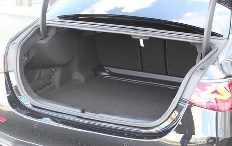 Mercedes-Benz E-Класс, 2024 год, 6 500 000 рублей, 4 фотография