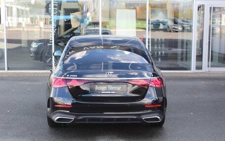 Mercedes-Benz E-Класс, 2024 год, 6 500 000 рублей, 3 фотография