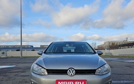 Volkswagen Golf VII, 2013 год, 970 000 рублей, 2 фотография