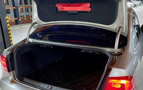 Volkswagen Passat B7, 2012 год, 970 000 рублей, 25 фотография