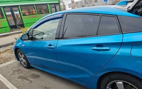 Toyota Prius IV XW50, 2019 год, 1 900 000 рублей, 2 фотография