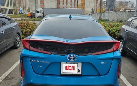 Toyota Prius IV XW50, 2019 год, 1 900 000 рублей, 17 фотография