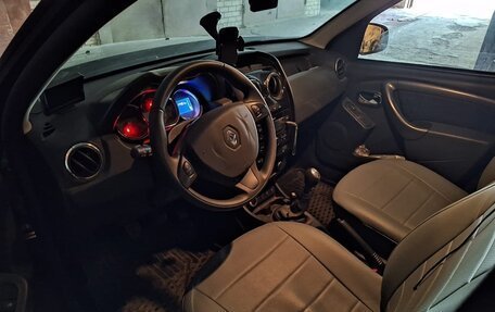 Renault Duster I рестайлинг, 2018 год, 2 100 000 рублей, 2 фотография