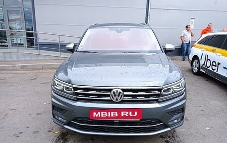 Volkswagen Tiguan II, 2019 год, 2 900 000 рублей, 3 фотография