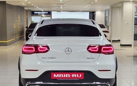 Mercedes-Benz GLC, 2022 год, 4 400 000 рублей, 4 фотография