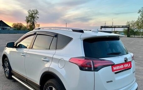 Toyota RAV4, 2016 год, 1 900 000 рублей, 4 фотография