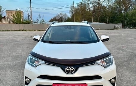 Toyota RAV4, 2016 год, 1 900 000 рублей, 18 фотография