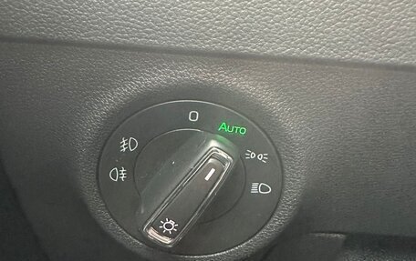 Skoda Karoq I, 2020 год, 2 420 000 рублей, 9 фотография