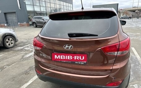 Hyundai ix35 I рестайлинг, 2013 год, 1 370 000 рублей, 4 фотография