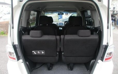 Honda Freed I, 2011 год, 705 000 рублей, 7 фотография