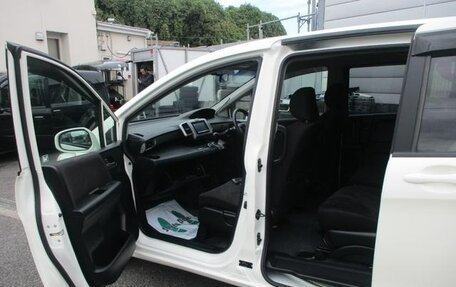 Honda Freed I, 2011 год, 705 000 рублей, 22 фотография