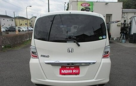Honda Freed I, 2011 год, 705 000 рублей, 29 фотография
