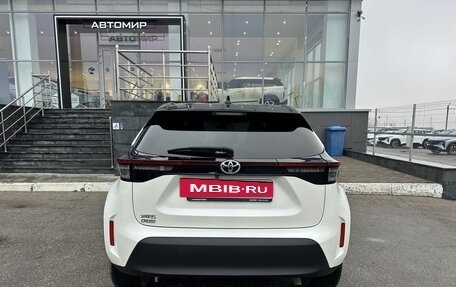 Toyota Yaris Cross, 2021 год, 2 100 000 рублей, 5 фотография