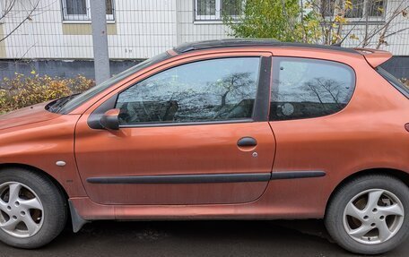 Peugeot 206, 2001 год, 255 555 рублей, 2 фотография