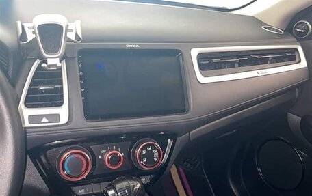 Honda Vezel, 2022 год, 1 520 000 рублей, 12 фотография