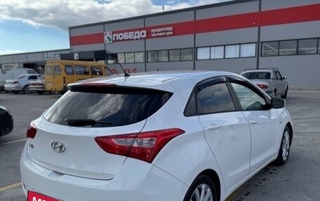 Hyundai i30 II рестайлинг, 2013 год, 1 000 000 рублей, 4 фотография