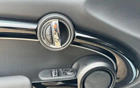 MINI Hatch, 2021 год, 1 800 000 рублей, 9 фотография